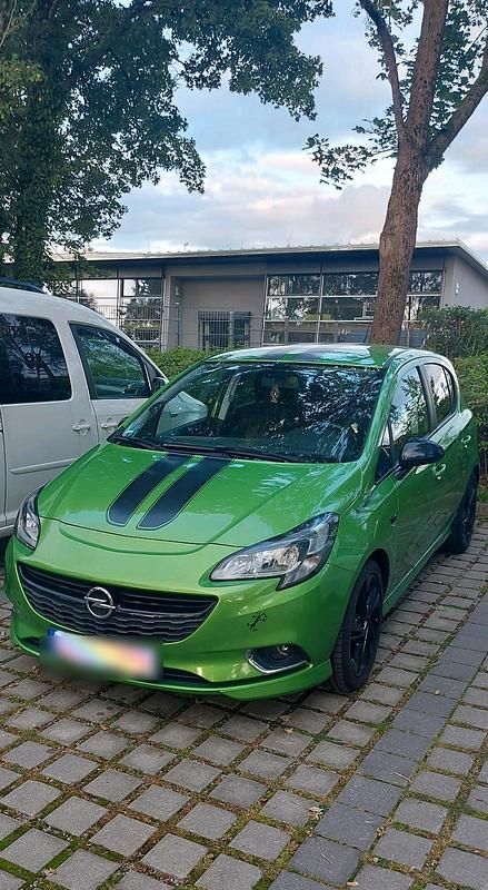 Gebraucht Opel Corsa 100 PS (73 kW) 2015 Grün Kleinwagen