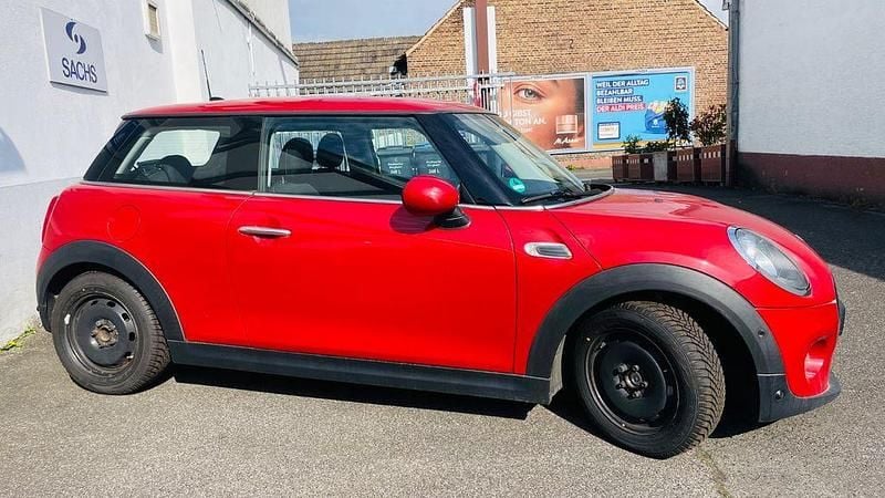 Second-hand Mini ONE 102 CP (75 kW) 2016 Roșu Hatchback