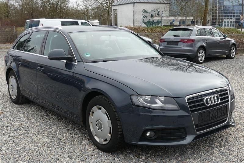 Gebraucht Audi A4 Attraction 160 PS (117 kW) 2008 Grau Kombi