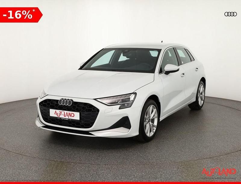 Weiß Neu 2025 Audi A3 Limousine | 31.890 € - Bild 1/4