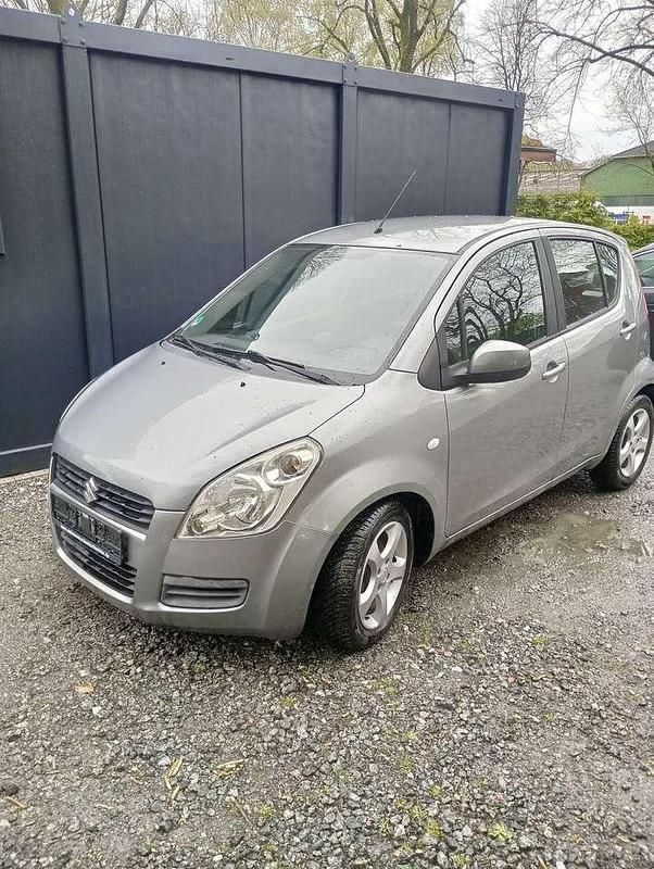 Usado Suzuki Splash Basic 65 HP (47 kW) 2010 Citadino