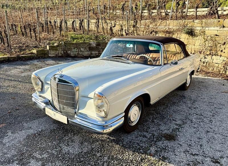 Gebraucht Mercedes W111 120 PS (88 kW) 1964 Weiß Cabrio