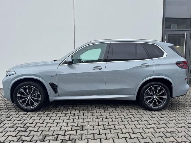Gebraucht BMW X5 M Sport 286 PS (210 kW) 2024 Grau SUV