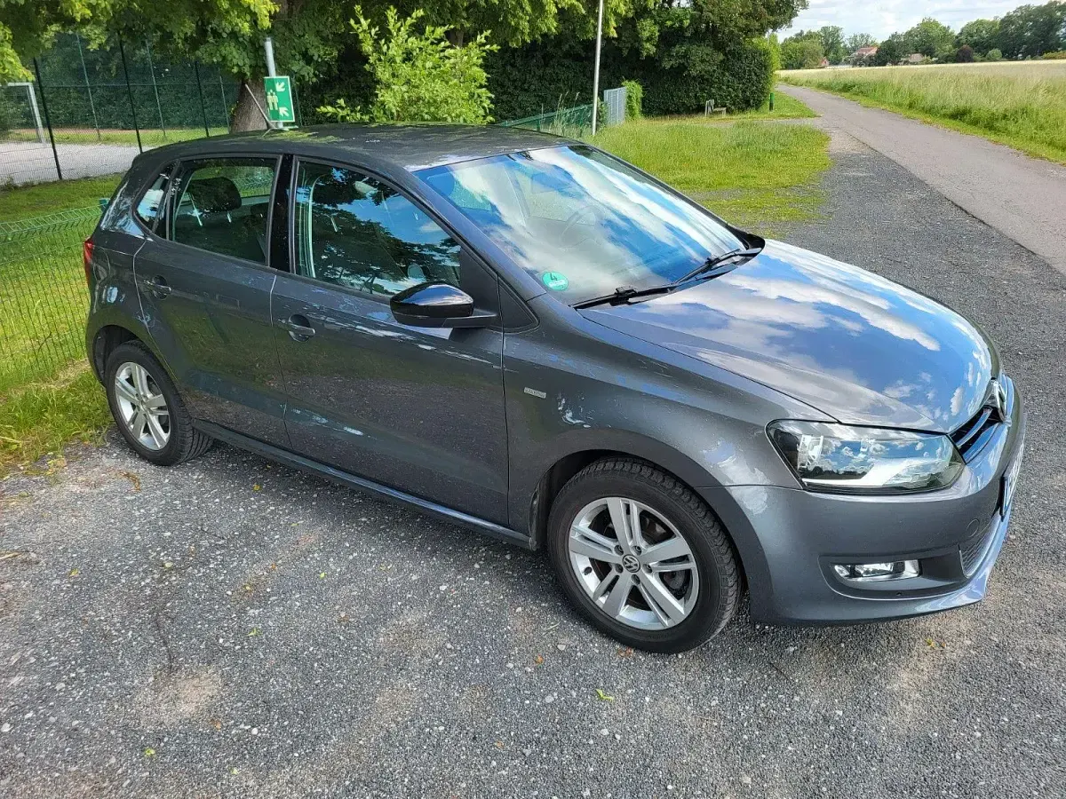 Gebraucht VW Polo Match 69 PS (50 kW) 2013 Grau Kleinwagen