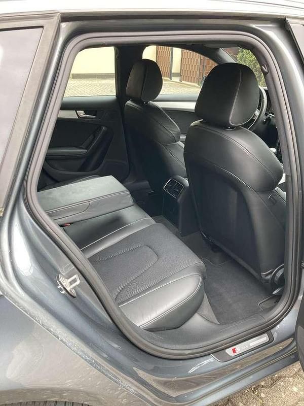 Gebraucht Audi A4 S-Line 170 PS (125 kW) 2011 Grau Kombi