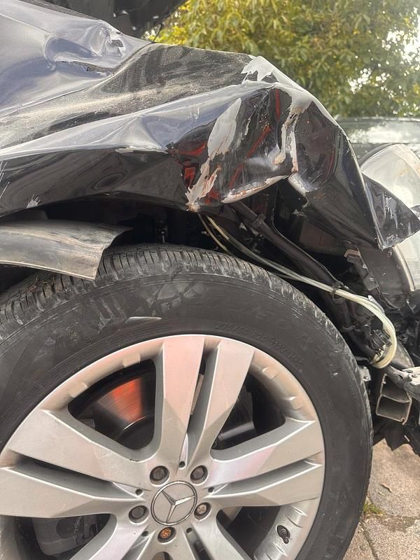 Gebraucht Mercedes GL350 258 PS (189 kW) 2012 Schwarz SUV