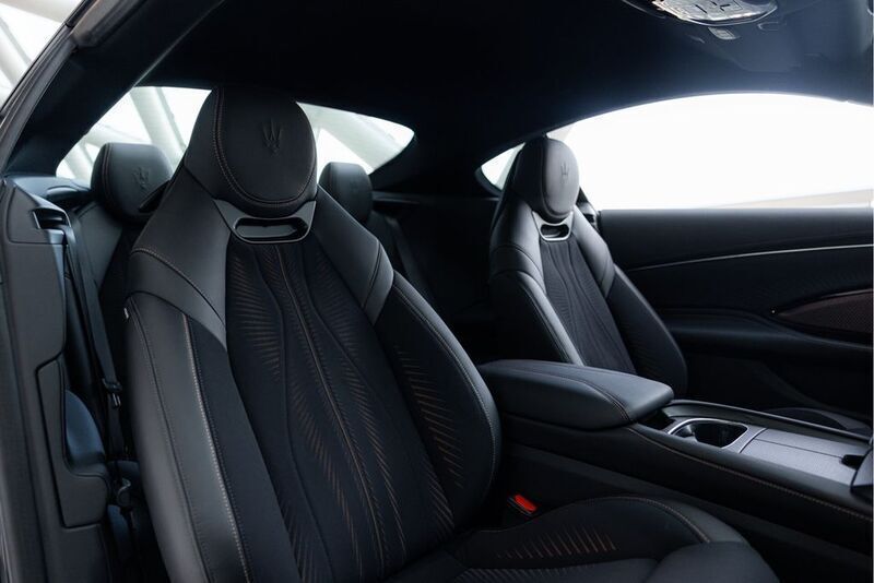 Gebraucht Maserati Granturismo 572 kW (778 PS) 2025 Schwarz Coupé