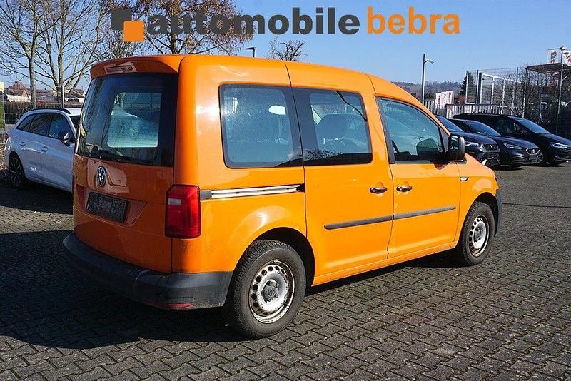 Gebraucht VW Caddy 102 PS (75 kW) 2019 Orange Van / Kleinbus