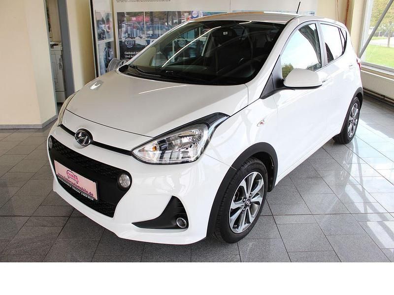 Weiß Gebraucht 2018 Hyundai i10 YES! Kleinwagen | 9.222 € (Fairer Preis) - Bild 1/4