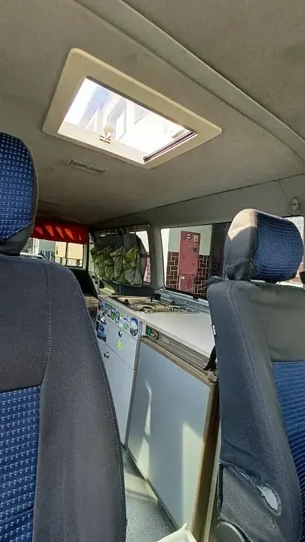 Używany VW Caravelle 102 KM (75 kW) 2000 Biały Van