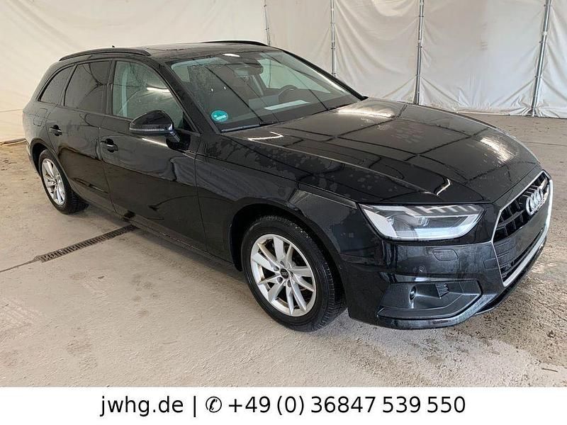 Gebraucht Audi A4 Sport 163 PS (119 kW) 2023 Schwarz Kombi