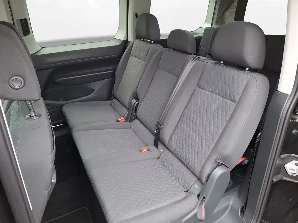 Gebraucht VW Caddy Maxi Life 122 PS (89 kW) 2025 Schwarz Van / Kleinbus