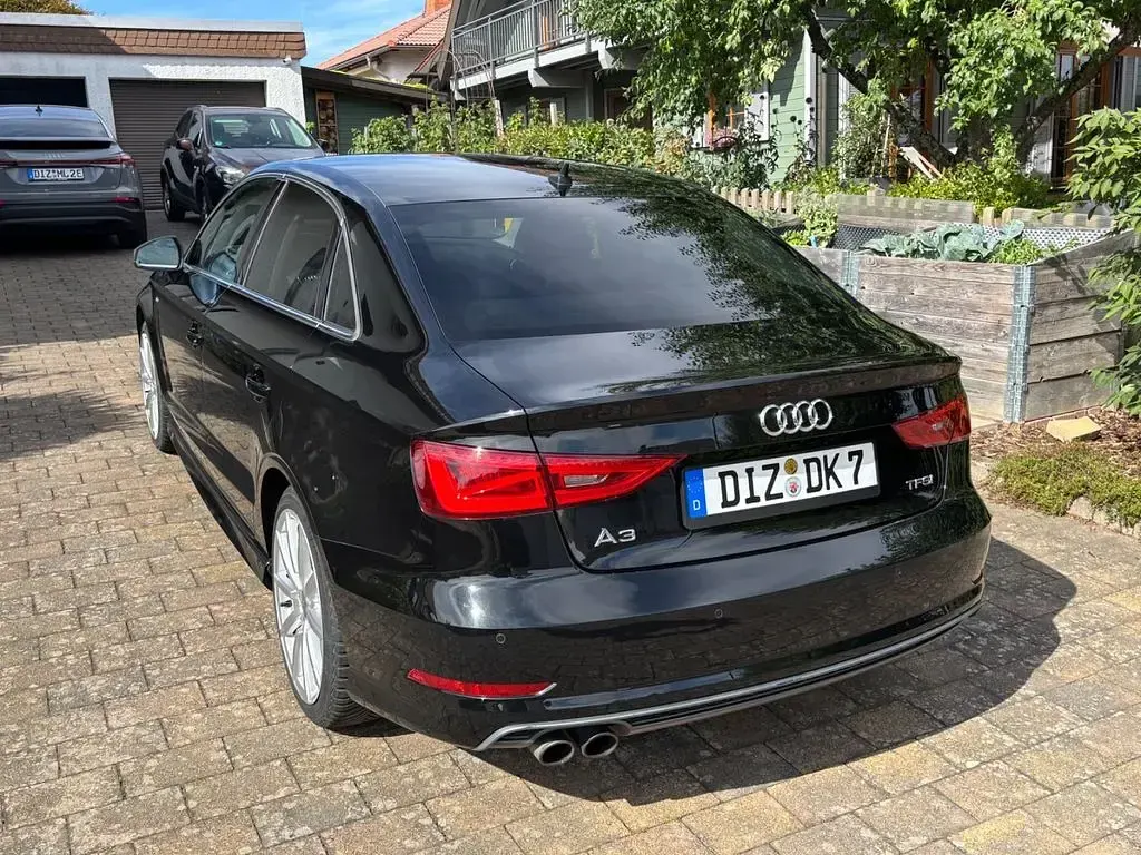 Gebraucht Audi A3 S-Line 125 PS (91 kW) 2016 Schwarz Limousine