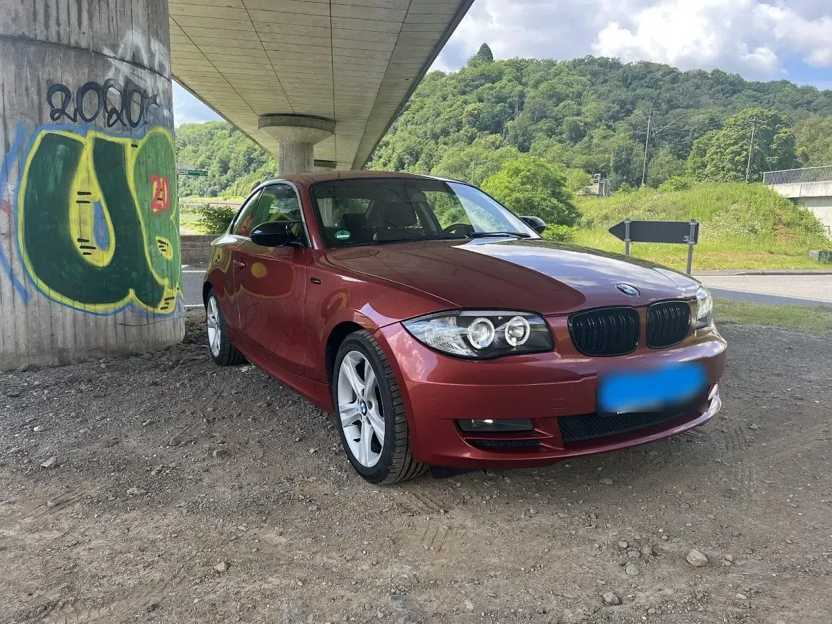 Gebraucht BMW 123 Coupé M Sport 204 PS (150 kW) 2008 Rot Coupé
