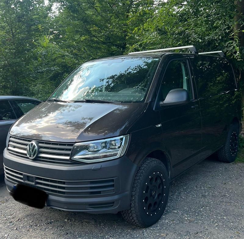 Braun Gebraucht 2017 VW T6 Van | 24.800 € (Fairer Preis) - Bild 1/4