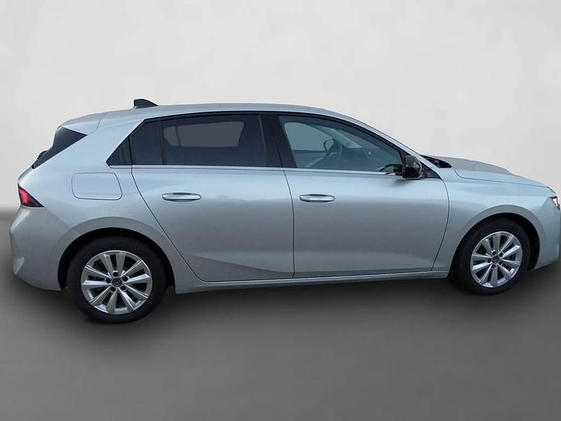 Usata Opel Astra Elegance 131 CV (96 kW) 2023 Argento Berlina