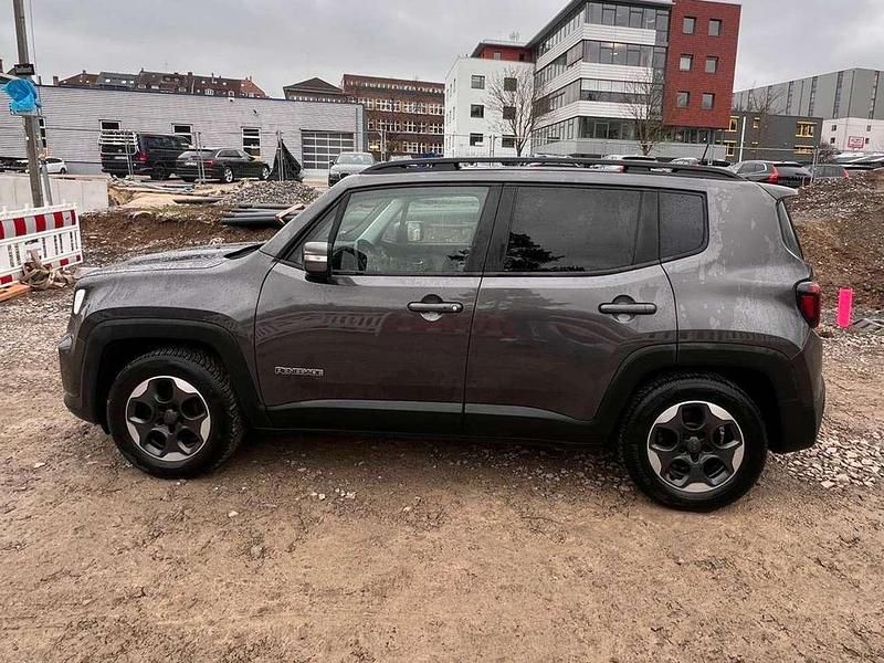 Gebraucht Jeep Renegade Limited 120 PS (88 kW) 2019 Granite crystal met SUV