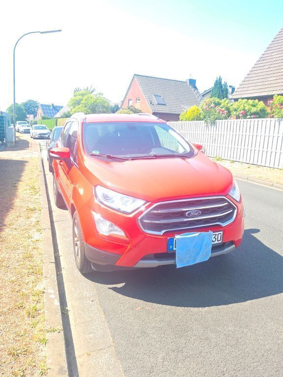 Rot Gebraucht 2019 Ford Ecosport Titanium SUV | 13.900 € (Guter Preis) - Bild 1/4