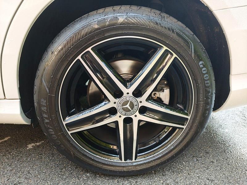 Gebraucht Mercedes C180 116 PS (85 kW) 2016 Weiß Kombi