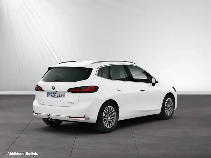 Gebraucht BMW 220 163 PS (119 kW) 2025 Alpinweiß iii Coupé