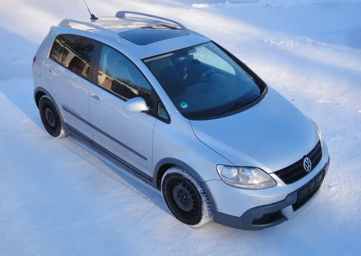 Gebraucht VW Golf Plus Cross 140 PS (102 kW) 2008 Silber Limousine