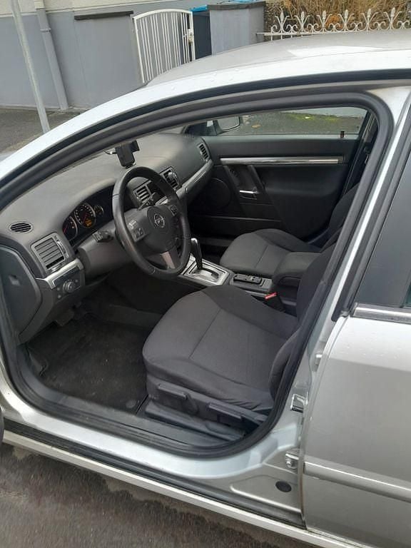 Gebraucht Opel Vectra 155 PS (114 kW) 2006 Silber Limousine