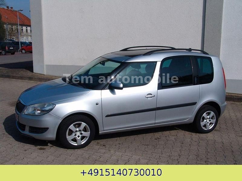 Gebraucht Skoda Roomster Plus Edition 69 PS (50 kW) 2011 Silber Van / Kleinbus