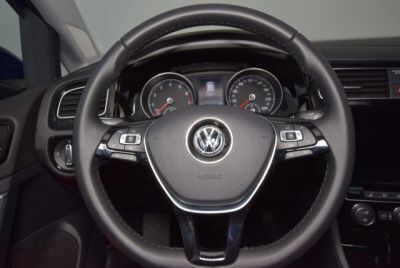 Gebraucht VW Golf VII Highline 150 PS (110 kW) 2019 Blau metallic Limousine