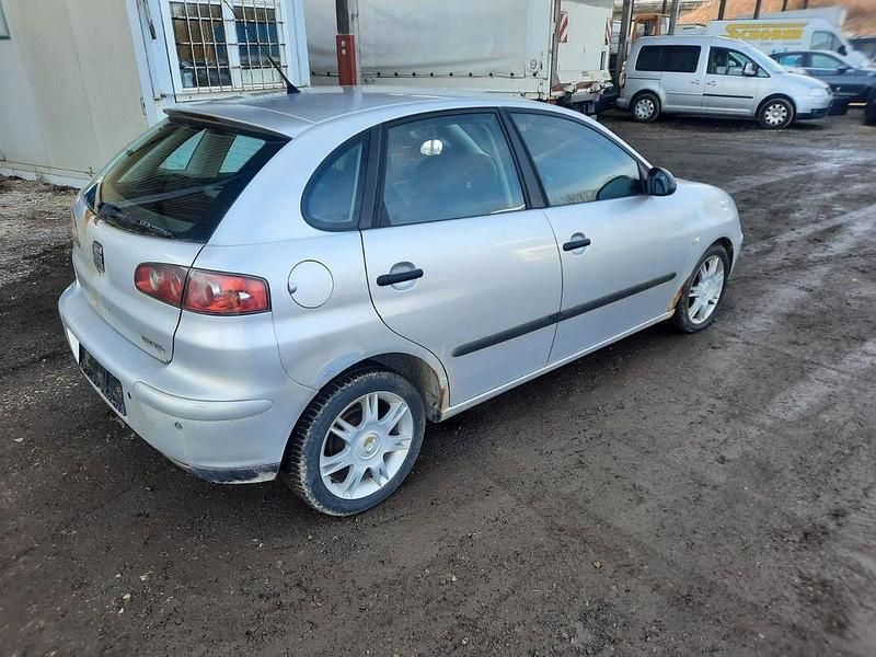 Gebraucht Seat Ibiza Reference 75 PS (55 kW) 2003 Silber Kleinwagen