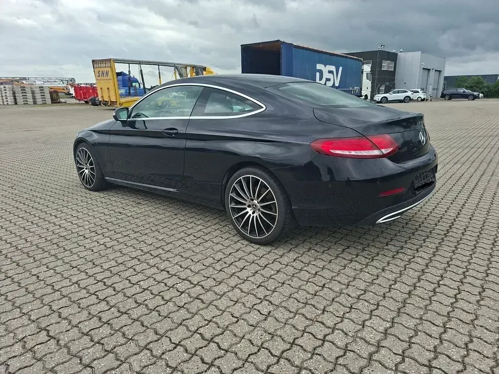 Gebraucht Mercedes C220 170 PS (125 kW) 2017 Schwarz Coupé
