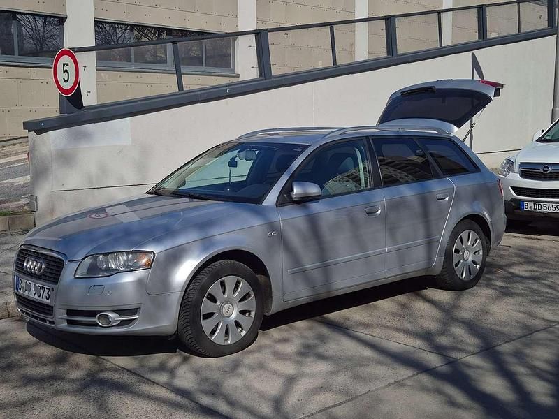 Second-hand Audi A4 140 CP (102 kW) 2006 Argintiu Break