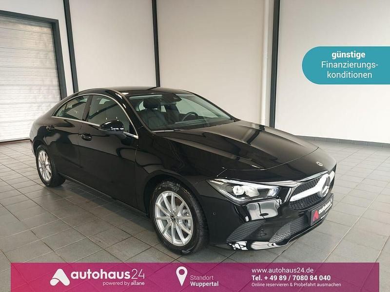 Schwarz Gebraucht 2023 Mercedes CLA180 Limousine | 28.490 € (Guter Preis) - Bild 1/4