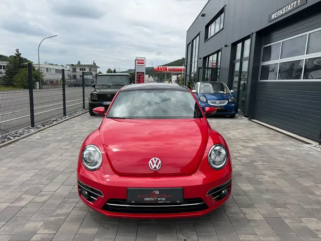 Gebraucht VW Beetle Sound 105 PS (77 kW) 2017 Rot Kleinwagen