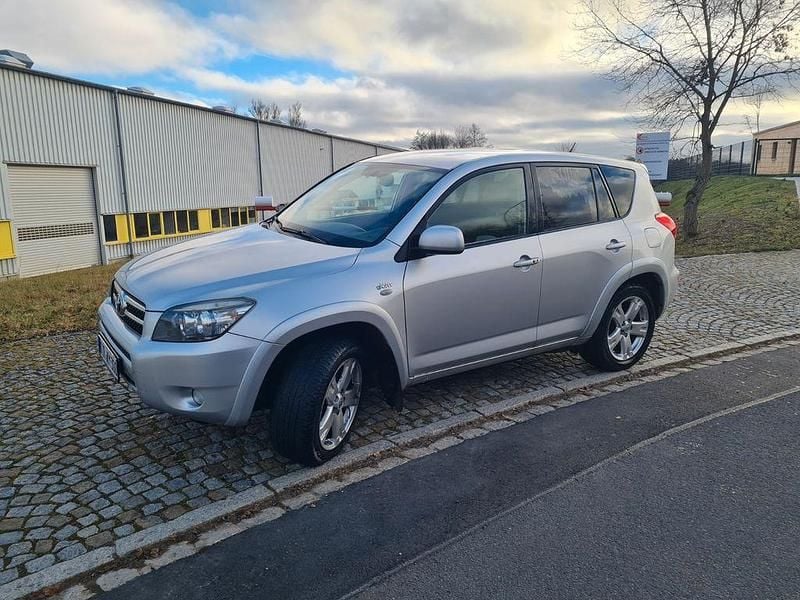 Gebraucht Toyota RAV4 Executive 177 PS (130 kW) 2008 Silber SUV