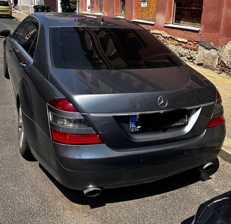 Grau Gebraucht 2006 Mercedes S320 Limousine | 4.000 € (Superpreis) - Bild 1/4
