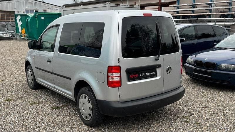 Gebraucht VW Caddy 102 PS (75 kW) 2014 Silber Van / Kleinbus