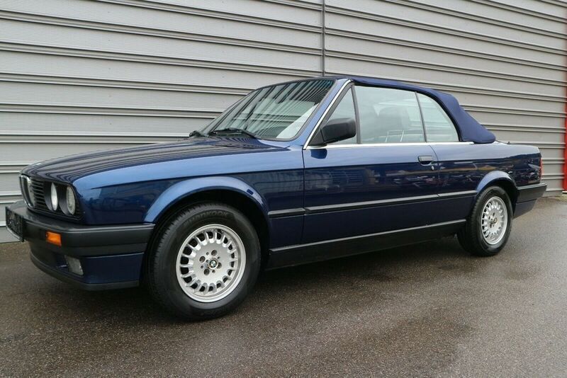 Blau metallic Gebraucht 1991 BMW 318 Cabriolet Sport Line Cabrio | 23.990 € - Bild 1/4
