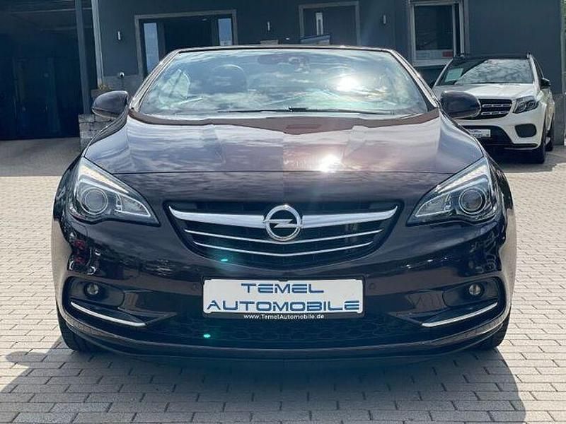 Gebraucht Opel Cascada Innovation 155 PS (114 kW) 2015 Braun Cabrio