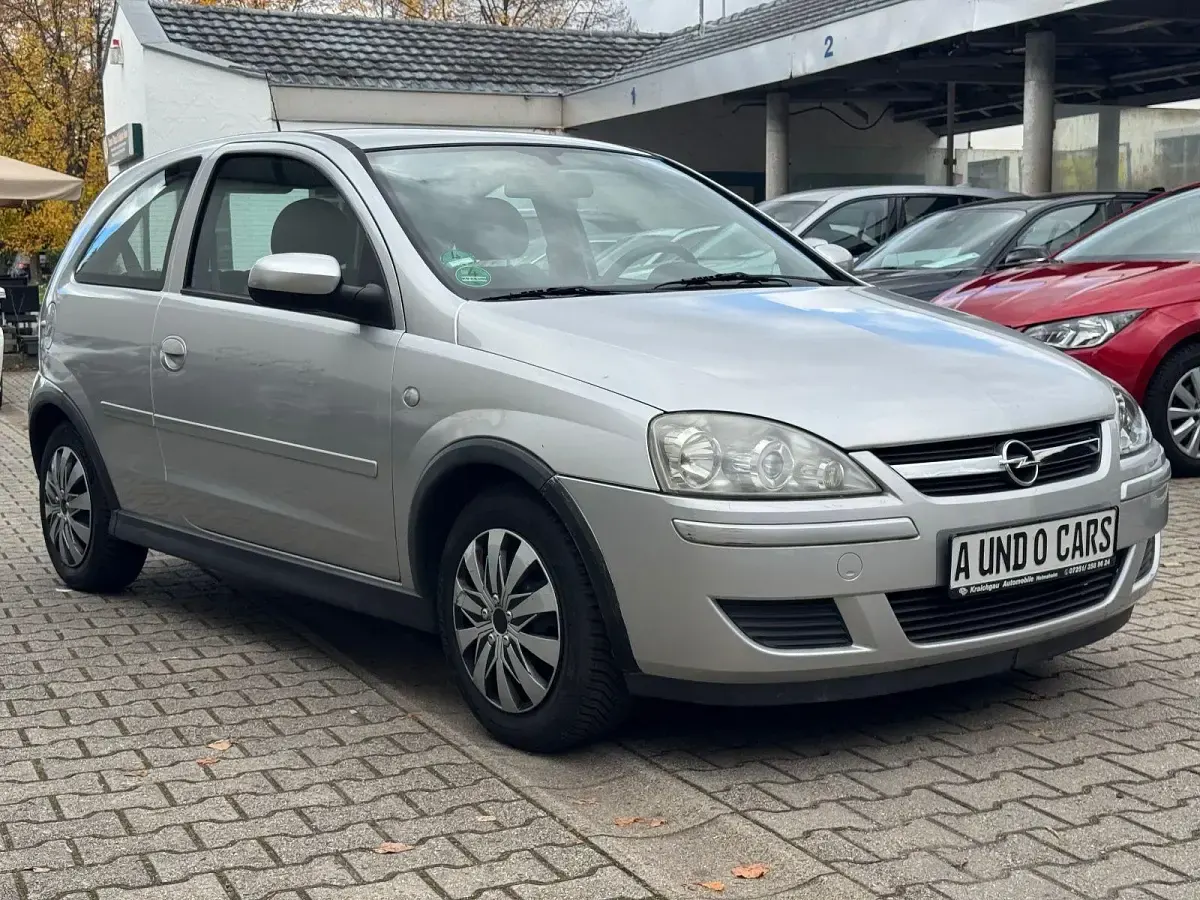 Gebraucht Opel Corsa Edition 80 PS (58 kW) 2006 Silber Kleinwagen