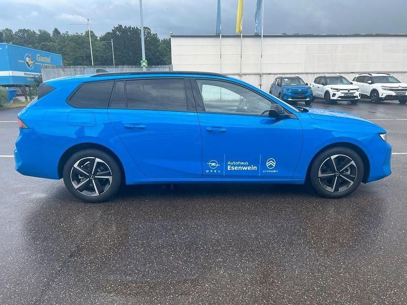 Gebraucht Opel Astra Edition 131 PS (96 kW) 2025 Blau Kombi