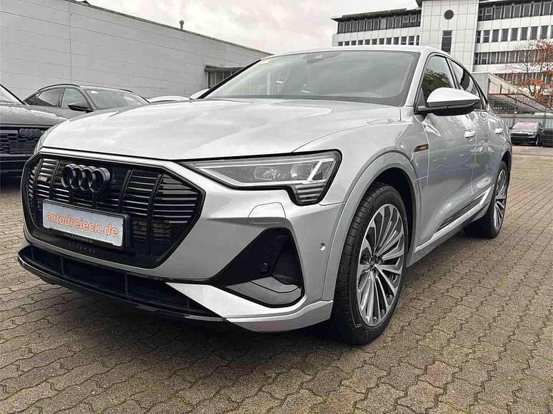 Silber Gebraucht 2022 Audi e-tron Sportback S-Line SUV | 33.950 € (Superpreis) - Bild 1/2