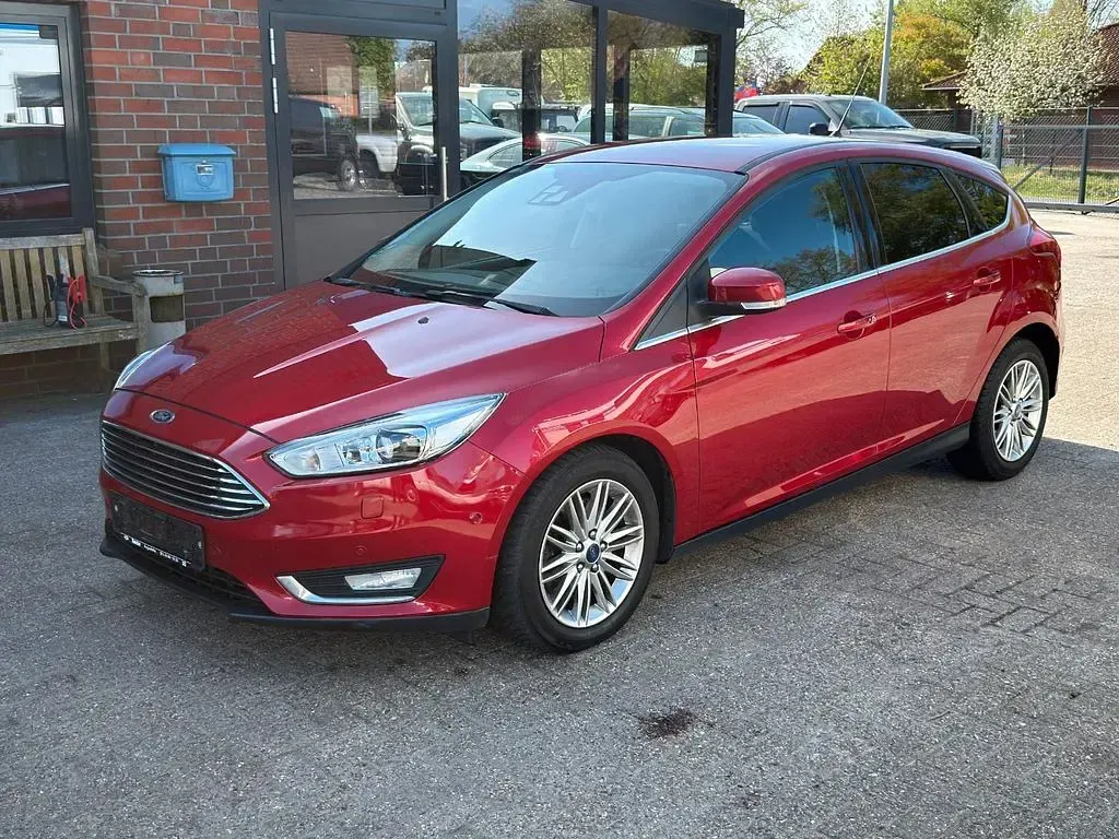 Usata Ford Focus Titanium 150 CV (110 kW) 2017 Rosso Berlina