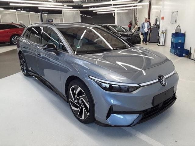 Stonewashed blue metallic (metallic) Gebraucht 2024 VW ID.7 Pro Limousine | 49.500 € (Etwas zu teuer) - Bild 1/4