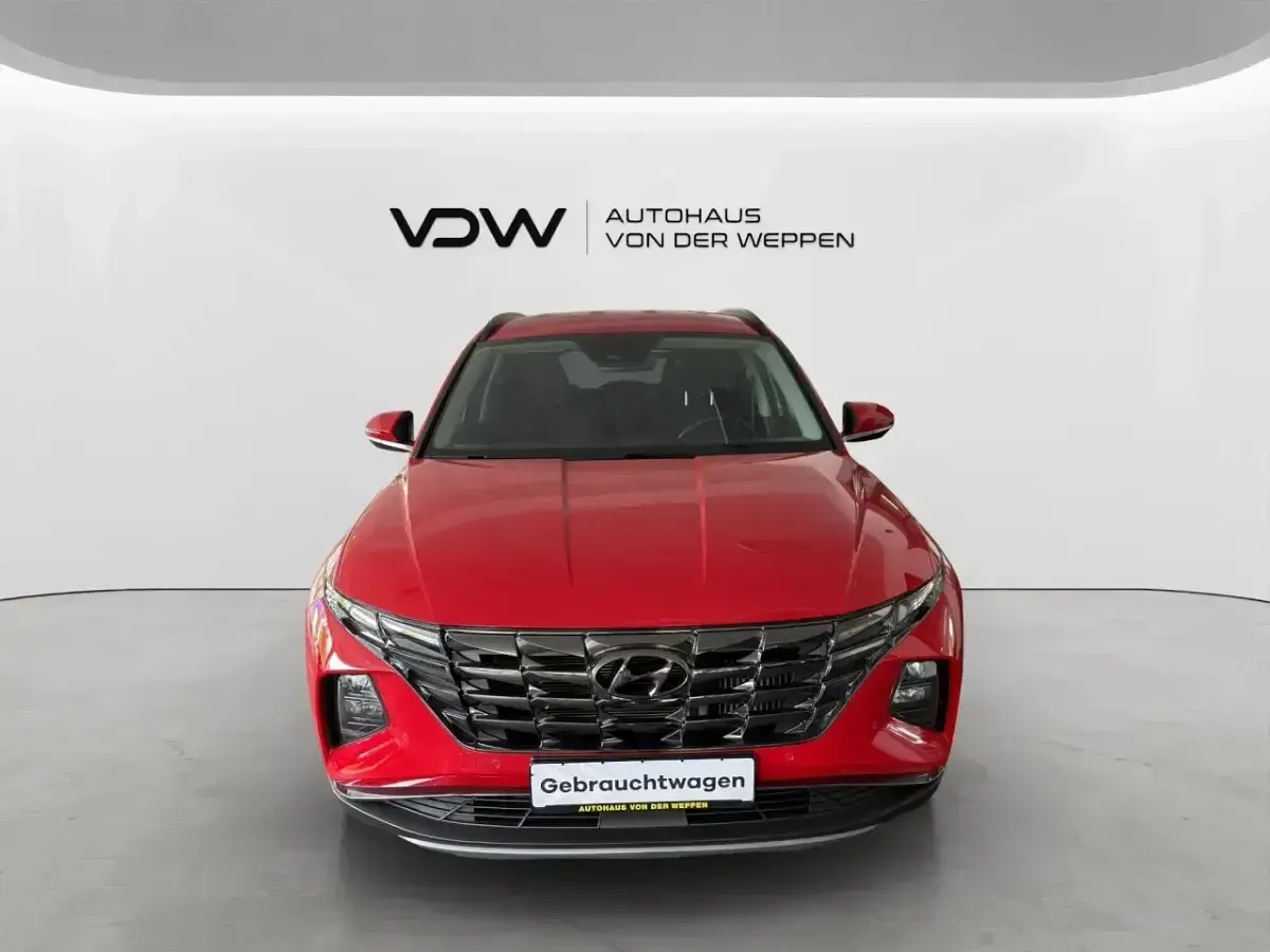 Second-hand Hyundai Tucson Trend 132 CP (97 kW) 2024 Roșu SUV