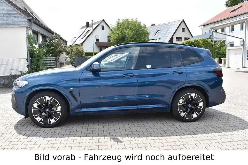 Gebraucht BMW iX3 Sport Line 210 kW (286 PS) 2022 Blau SUV