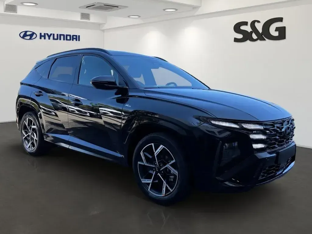 Neu Hyundai Tucson N Line 150 PS (110 kW) 2026 Met (schwarz SUV