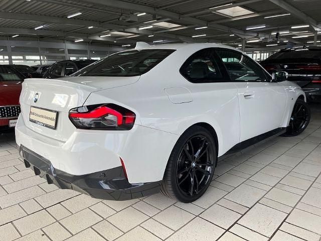 Używany BMW 220 Performance 190 KM (139 kW) 2022 Biały Coupe