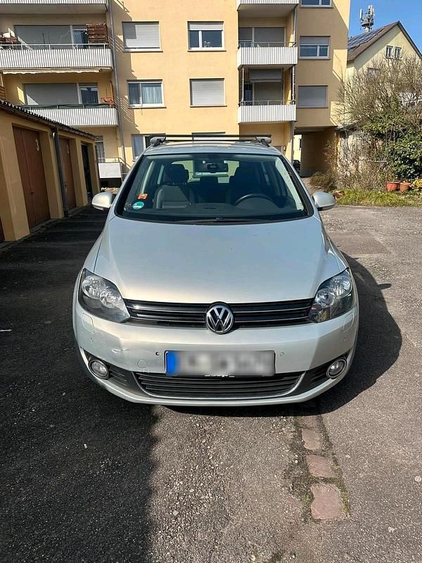 Gebraucht VW Golf VII 105 PS (77 kW) 2013 Silber Kleinwagen