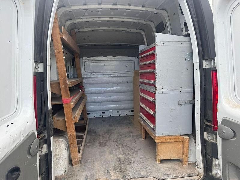 Gebraucht Renault Trafic 90 PS (66 kW) 2008 Weiß Van / Kleinbus