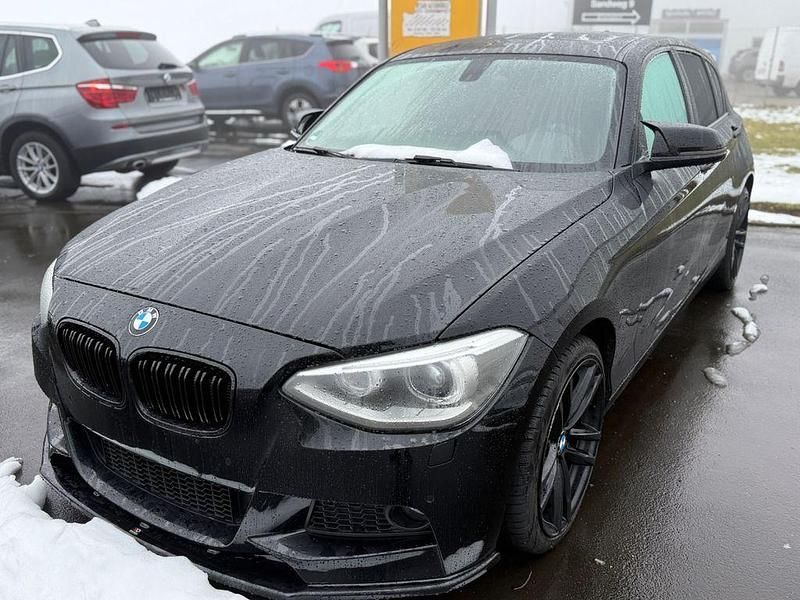 Schwarz Gebraucht 2014 BMW 118 Advantage Kleinwagen | 9.700 € (Etwas zu teuer) - Bild 1/4